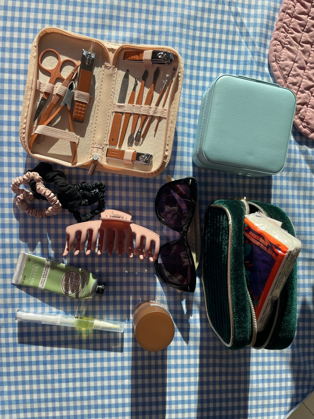 My Travel Essentials: Must-Have Items for Every&nbsp;Trip